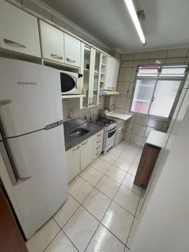 Lindo apartamento 03 dormitórios mobiliado 