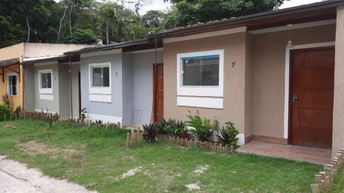 Vendo casa de 1 quarto no Engenho do Mato - Niterói