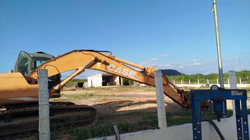 Escavadeira CASE CX220b 