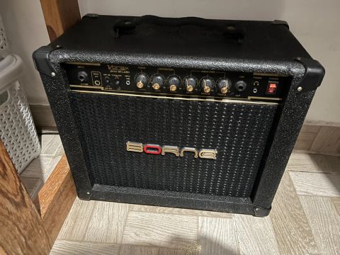 Amplificador Guitarra Borne Vorax 840