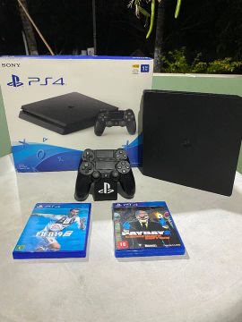 console de playstation 4 Consoles de Video Game no Brasil