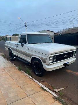 Ford F1000 - 1980