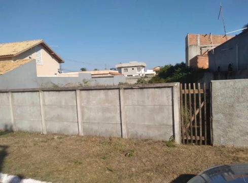 GRUSSAÍ - Terreno em ótima localização - Figueira