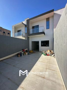 M-SOBRADO À VENDA NO BAIRRO PLANALTO - MONTES CLAROS MG
