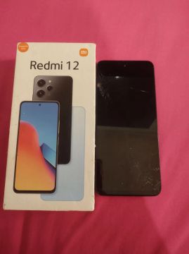 Xiaomi Redmi 12 - Tela quebrada