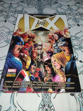 Quadrinhos Marvel - Vingadores vs X-Men Deluxe