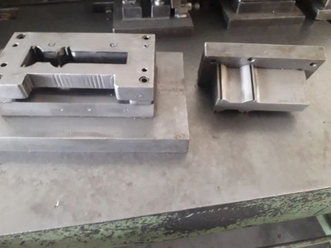 Ferramenta para fabricação de regulador F530 