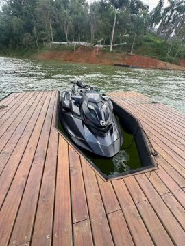 Jet Sea-Doo rtx-x 300