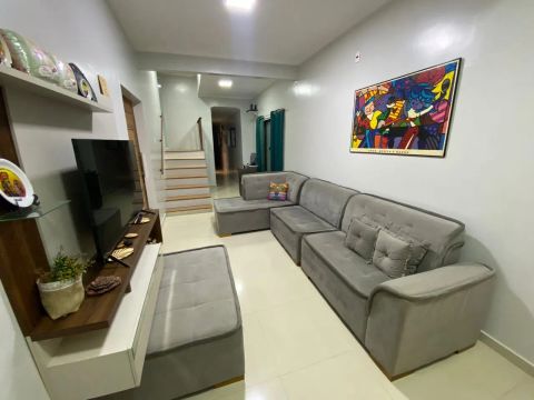 Imóvel com 04 suítes (zona sul)