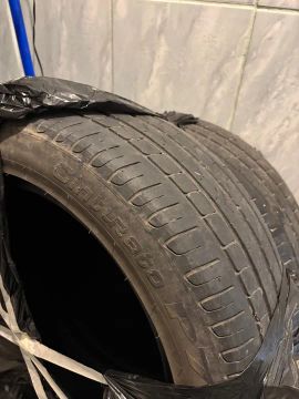 Vendo dois PNEU Pirelli meia vida 215/50 R17