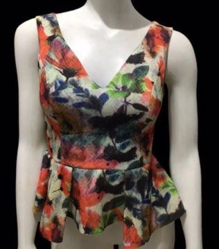 Blusa peplum neoprene 