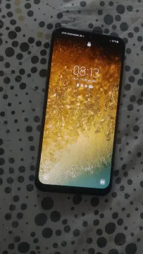 Smartphone Samsung com tela vibrante