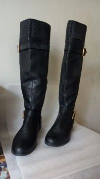Botas femininas de cano alto pretas
