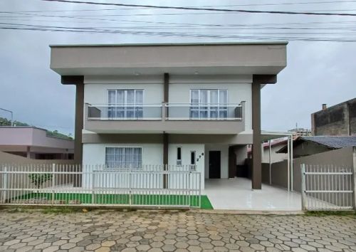 Casa 02 sobrado 3 quartos