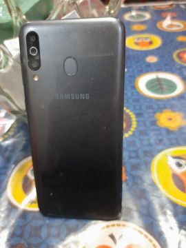 Samsung M30 