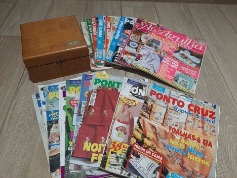 Revistas de Ponto Cruz - relíquias ler anúncio 