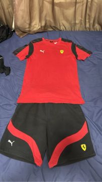Conjunto Puma Ferrari tamanho P