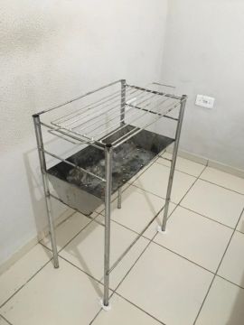Churrasqueira grelha e espeto