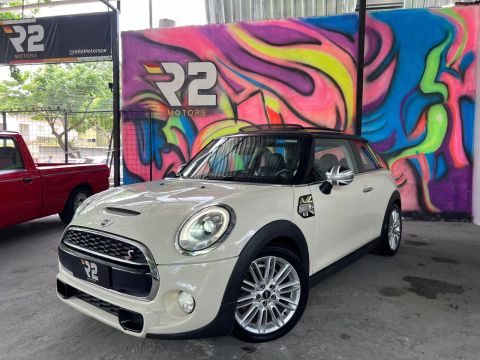 Mini Cooper S 2.0 2016 (teto solar)