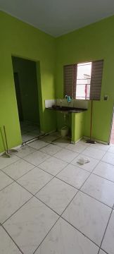 Alugo kitnet próximo ao Tijucal 