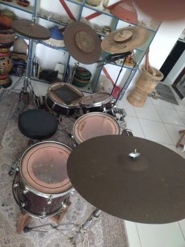 Bateria completa em bom estado 