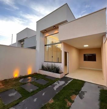 Casa moderna com 3 quartos no Cajuru