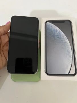 iPhone XR 64GB Branco - USADO
