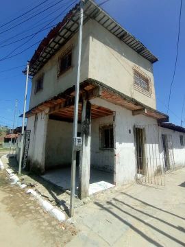 Vendo ou alugo uma casa no Conjunto Jardim
