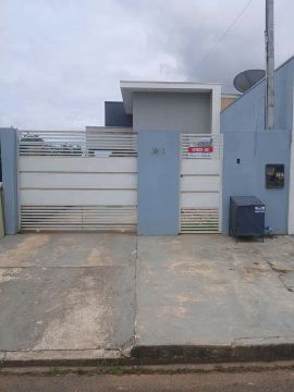 Vende-se Excelente Casa