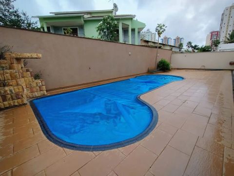 Imóvel para venda tem 369 metros quadrados com 4 quartos em Residencial Granville - Goiâni