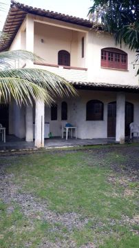 Casa 4 quartos beira mar