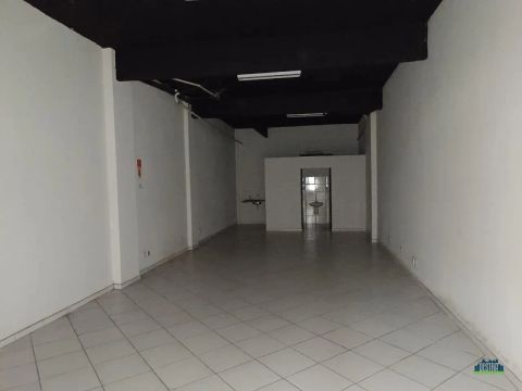 Alugo Loja em Soteco