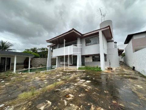 Ótima casa com 5 suítes no melhor condomínio do Farol - Condomínio Jardim do Horto II