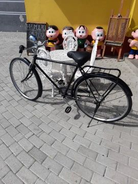 Bicicleta antiga aro 28