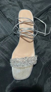 Sandália de Salto Alto com Strass