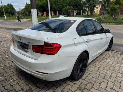 BMW 320i