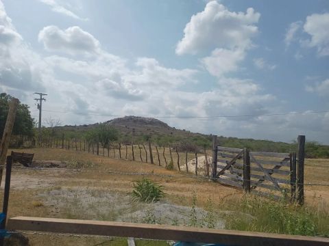Sítio com vista para a Serra
