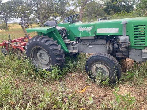 Trator Agrícola Usado