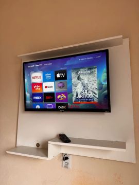 TV Semp Roku 32 polegadas Smart