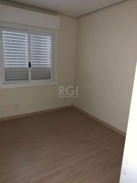 Lindo apartamento com 3 Quartos ,cozinha , sala ,varanda , churrasqueira , com 2 vagas esc