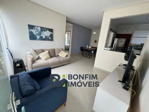 Apartamento no 1º andar com 3 varandas e vista para o Ibituruna!