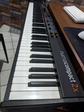 Teclado Numa Compact 2x