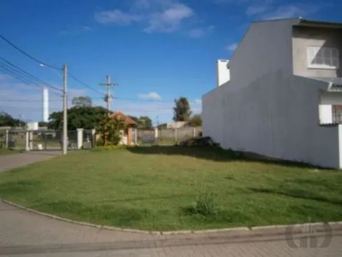 Terreno plano de esquina no condomínio fechado campos do conde com área total de 294,35 m²