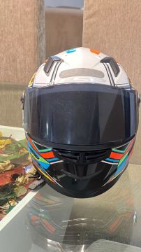Capacete LS2 bem conservado