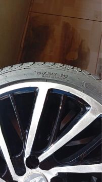 Roda aro 17 pneus novos perfil 205/40R17