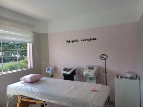 Clínica de Estética à venda em Curitiba Cod PT1205/G