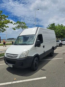 Iveco 2011 Gran Furgão Vendo Ou Troco