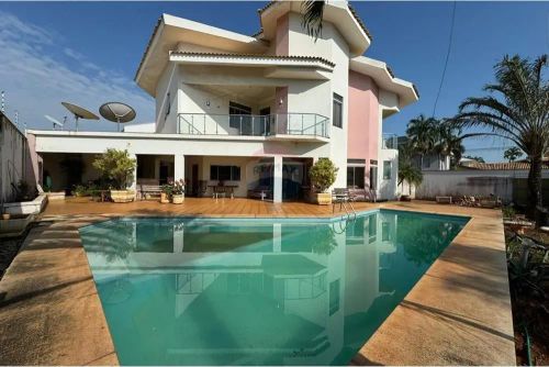 CASA DE DOIS ANDARES