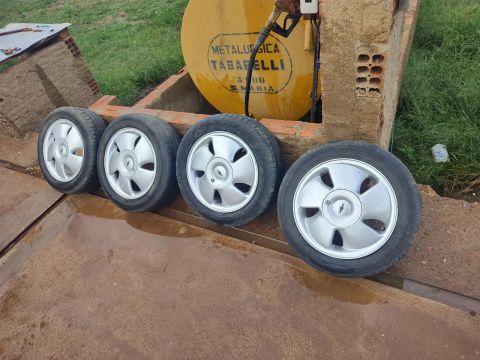 Jogo de Rodas Vectra GSI originais aro 15