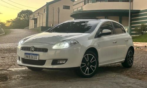 FIAT BRAVO 2012 AUTOMÁTICO